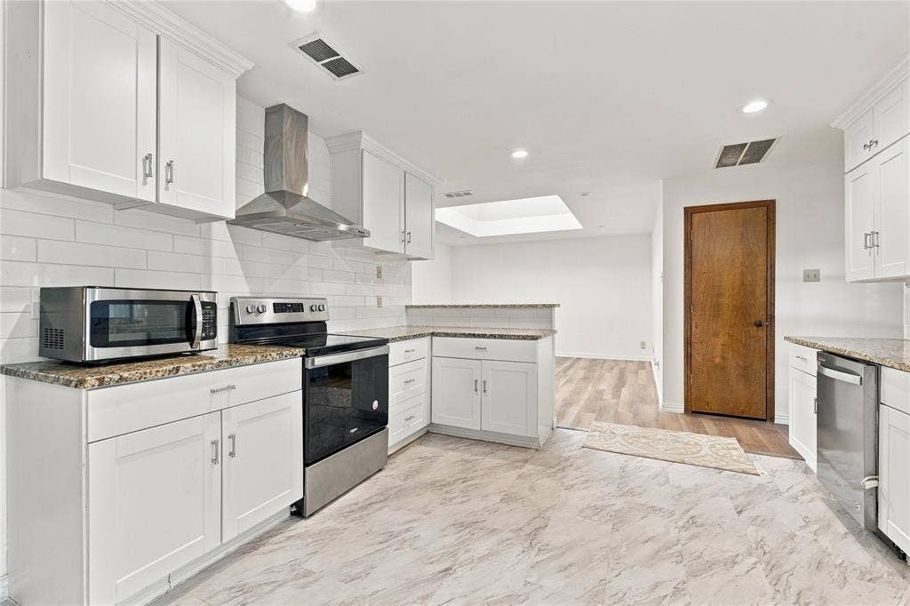 702 Mount Vernon Drive, Richardson, TX 75081 702 Mount Vernon Drive, Richardson, TX 75081