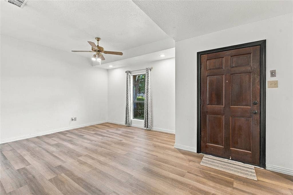702 Mount Vernon Drive, Richardson, TX 75081 702 Mount Vernon Drive, Richardson, TX 75081
