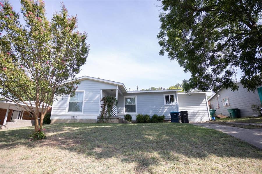 Property photo for 2121 San Jose, Fort Worth, TX