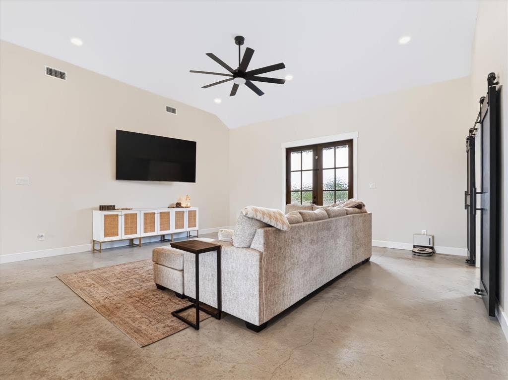 5272 County Road 469, McKinney, TX 75071