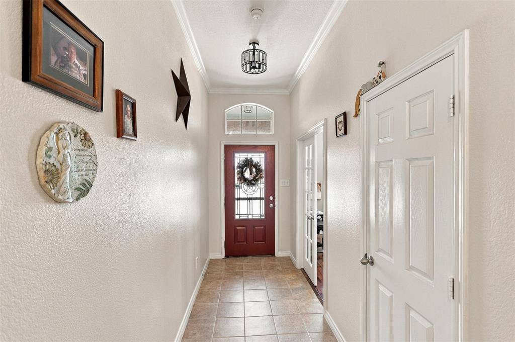 156 Creekwood Ranch Road, Azle, TX 76020