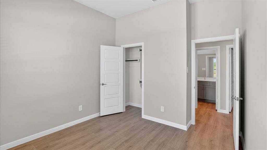 10413 SARASOTA Street, Grand Prairie, TX 76065
