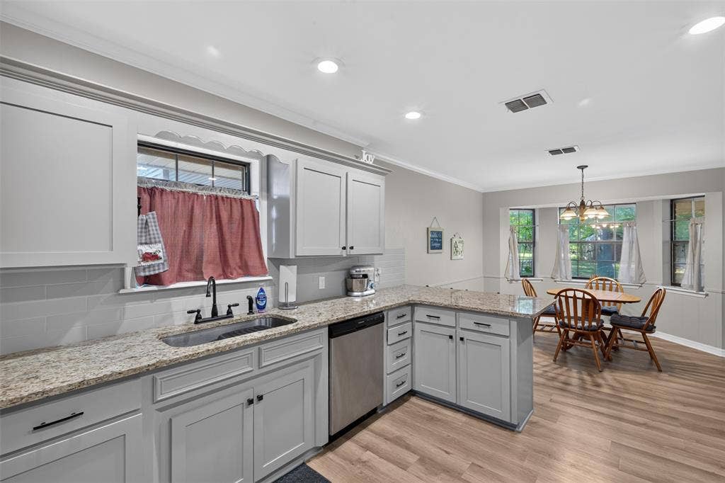 3727 Old Mooringsport Road, Shreveport, LA 71107