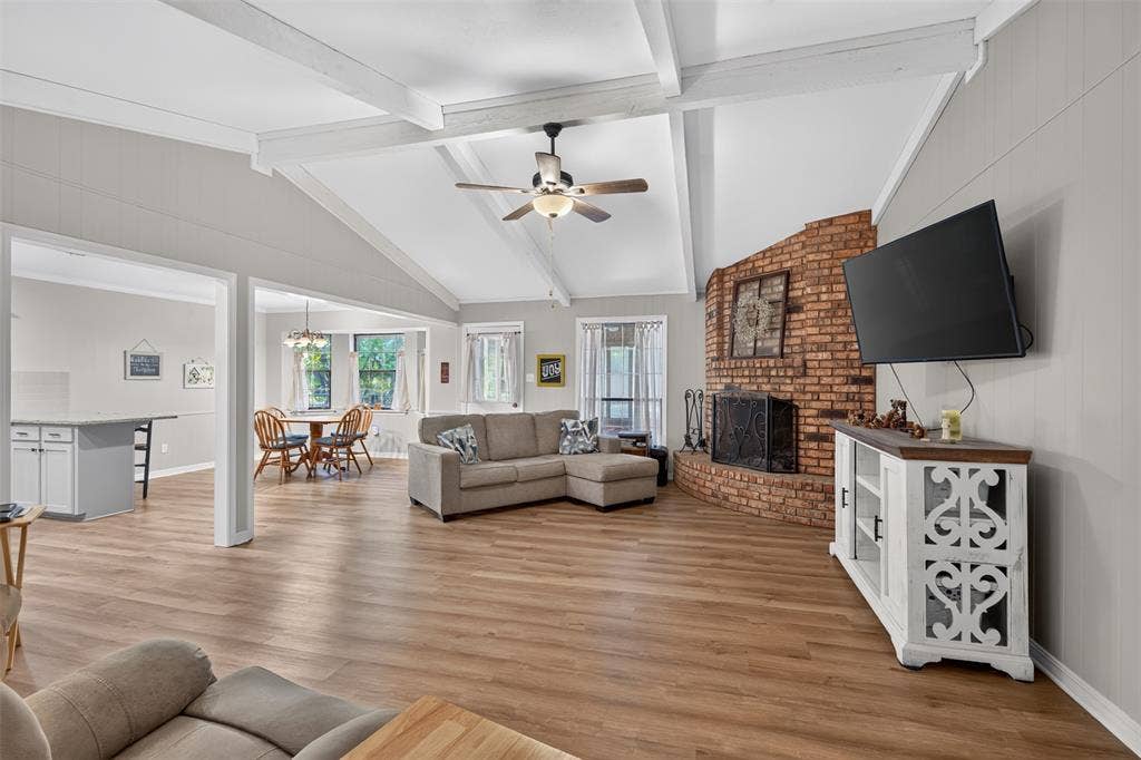 3727 Old Mooringsport Road, Shreveport, LA 71107