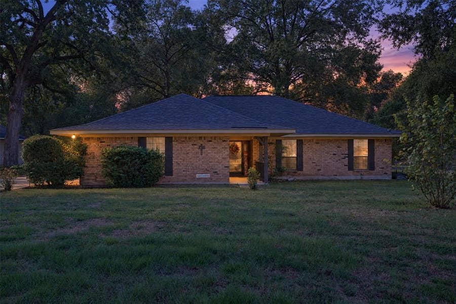 Property photo for 3727 Old Mooringsport Road, Shreveport, LA