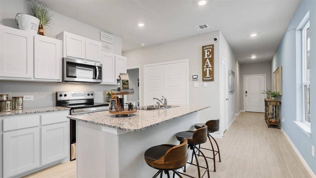 3008 MAPLE ORCHARD Lane, Fort Worth, TX 76140