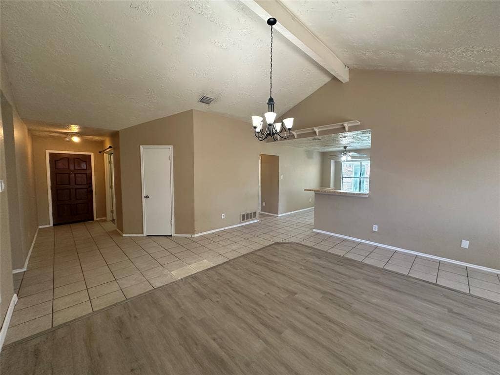 4045 Cavalry Drive, Plano, TX 75023 4045 Cavalry Drive, Plano, TX 75023