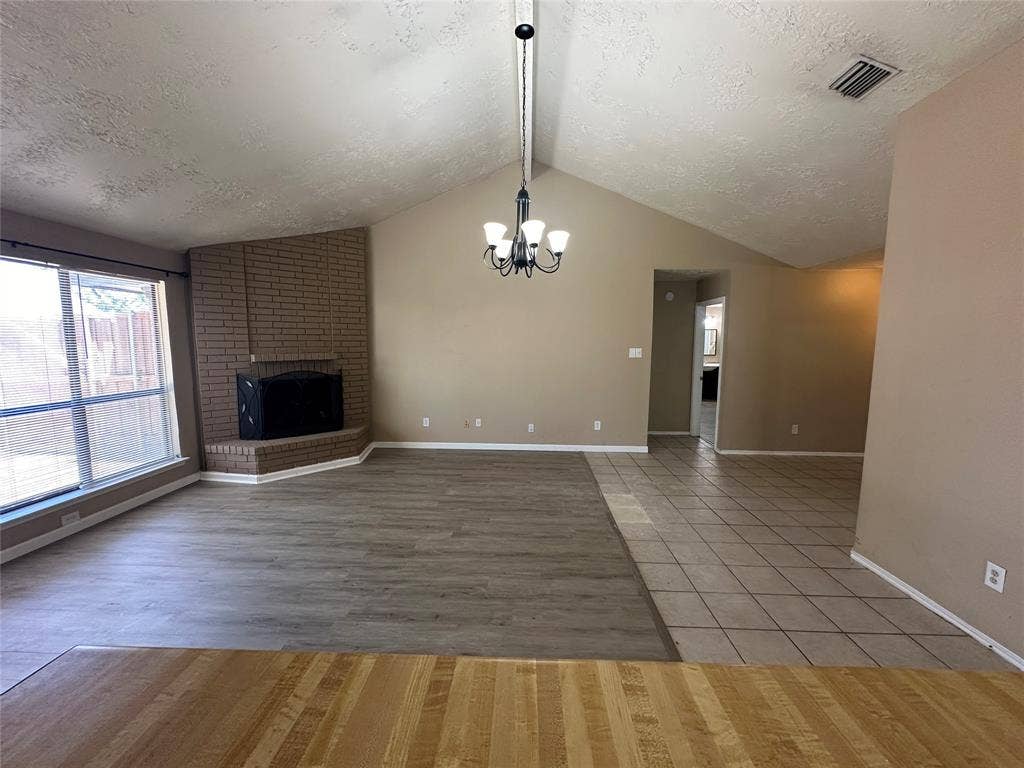 4045 Cavalry Drive, Plano, TX 75023 4045 Cavalry Drive, Plano, TX 75023