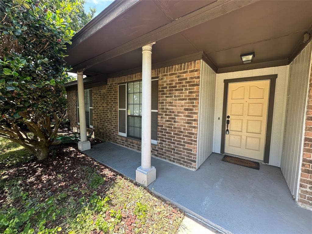 4045 Cavalry Drive, Plano, TX 75023 4045 Cavalry Drive, Plano, TX 75023