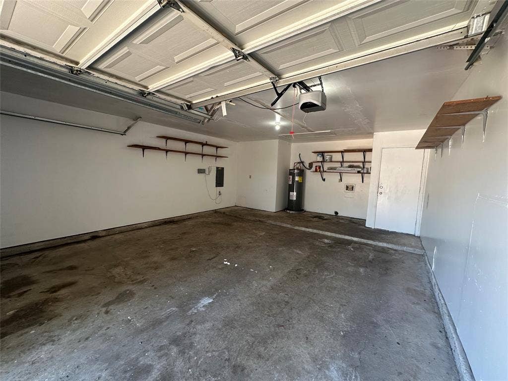 4045 Cavalry Drive, Plano, TX 75023 4045 Cavalry Drive, Plano, TX 75023
