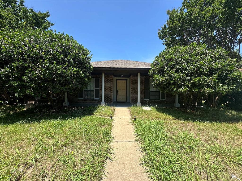 4045 Cavalry Drive, Plano, TX 75023 4045 Cavalry Drive, Plano, TX 75023
