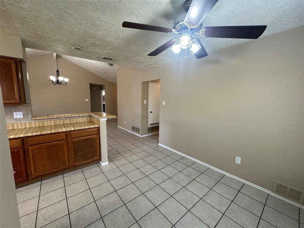 4045 Cavalry Drive, Plano, TX 75023 4045 Cavalry Drive, Plano, TX 75023