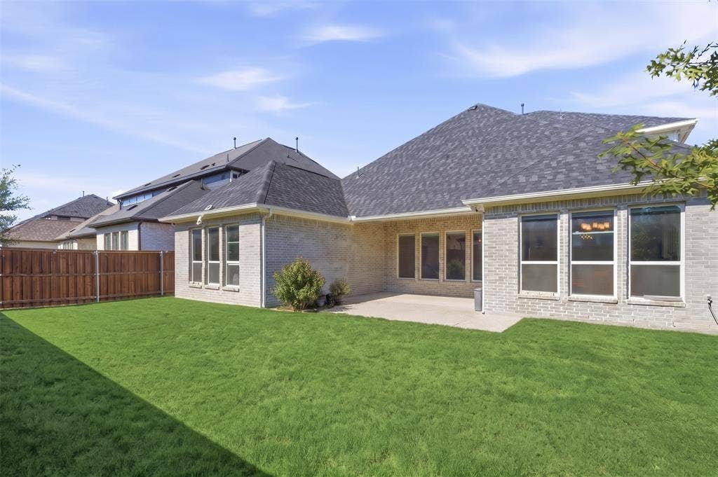 1305 Honey Locust Way, Celina, TX 75009 1305 Honey Locust Way, Celina, TX 75009