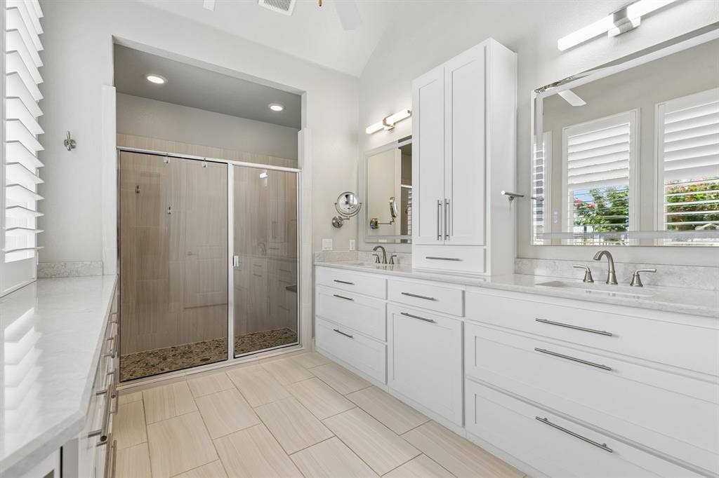 6920 Royal View Drive, McKinney, TX 75070 6920 Royal View Drive, McKinney, TX 75070