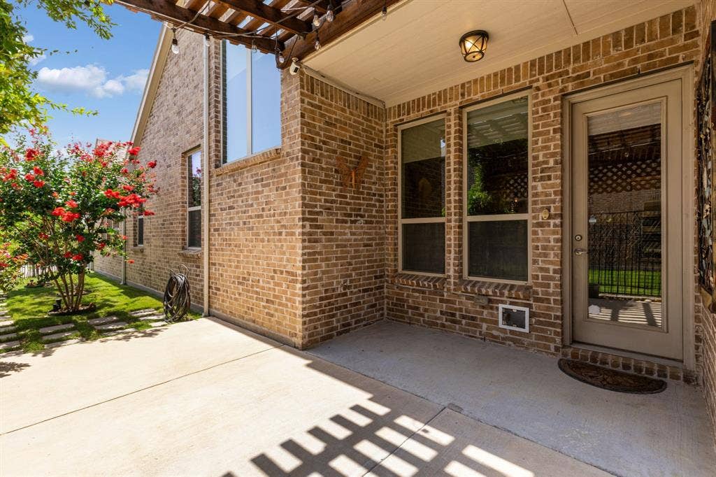 6920 Royal View Drive, McKinney, TX 75070 6920 Royal View Drive, McKinney, TX 75070