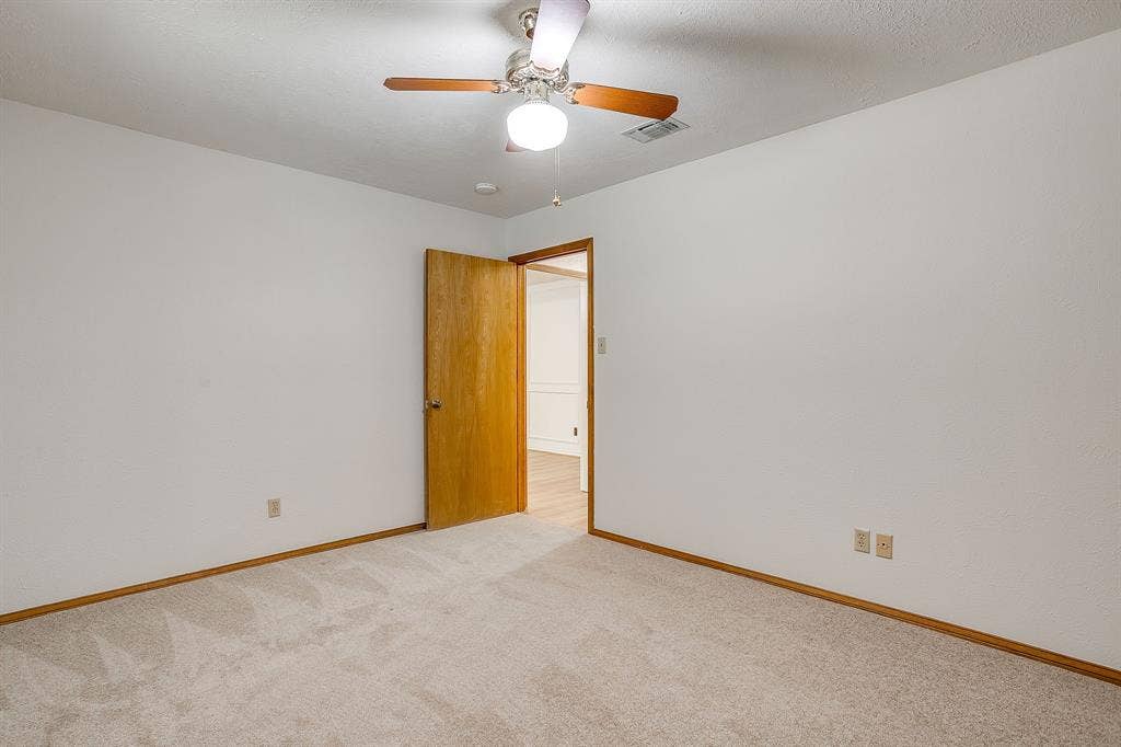 504 Regina Court, Euless, TX 76039