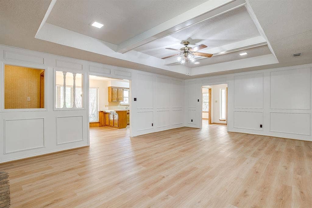 504 Regina Court, Euless, TX 76039
