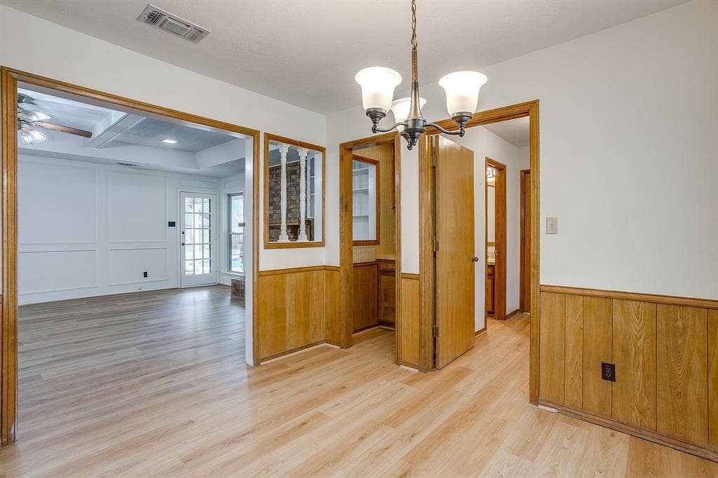 504 Regina Court, Euless, TX 76039