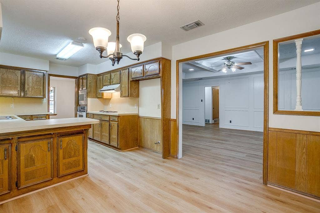 504 Regina Court, Euless, TX 76039