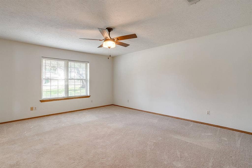 504 Regina Court, Euless, TX 76039