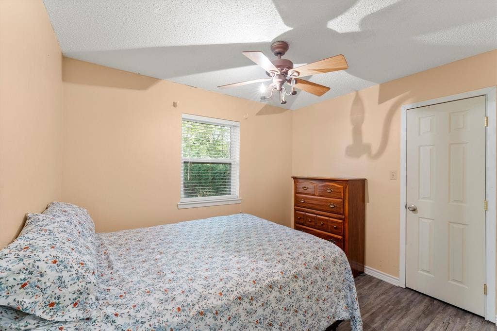 139 Vista Drive, Eustace, TX 75124 139 Vista Drive, Eustace, TX 75124