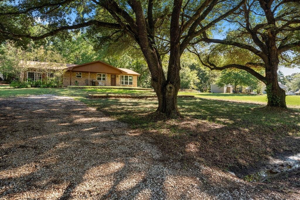 139 Vista Drive, Eustace, TX 75124 139 Vista Drive, Eustace, TX 75124