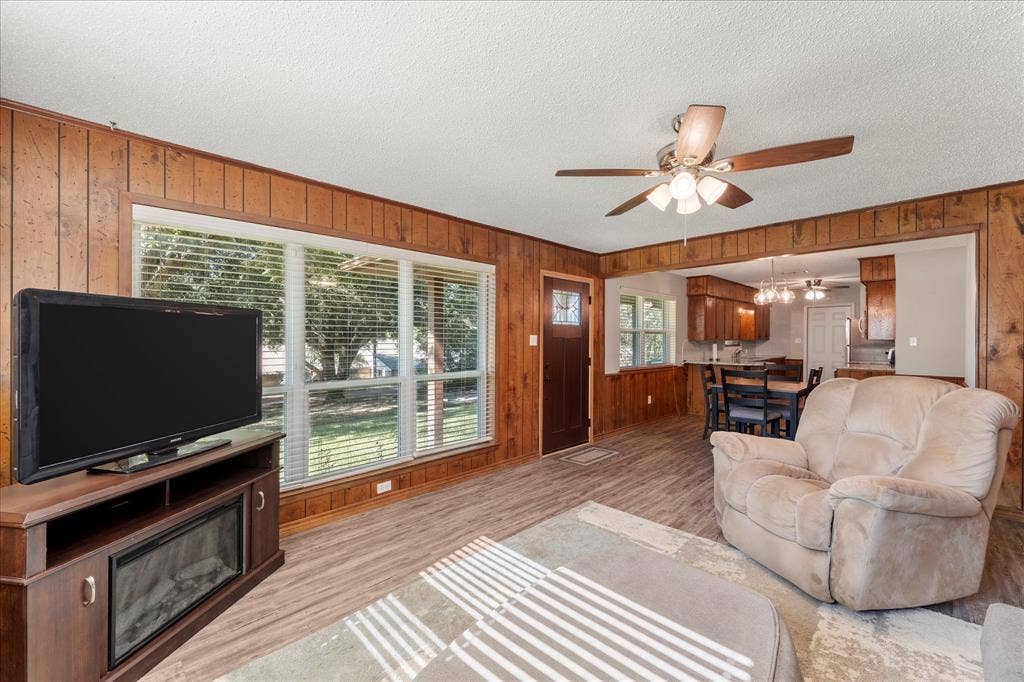 139 Vista Drive, Eustace, TX 75124 139 Vista Drive, Eustace, TX 75124