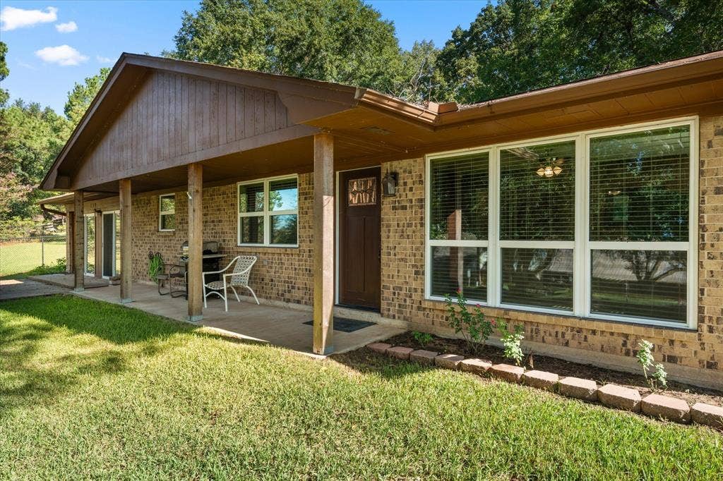 139 Vista Drive, Eustace, TX 75124 139 Vista Drive, Eustace, TX 75124