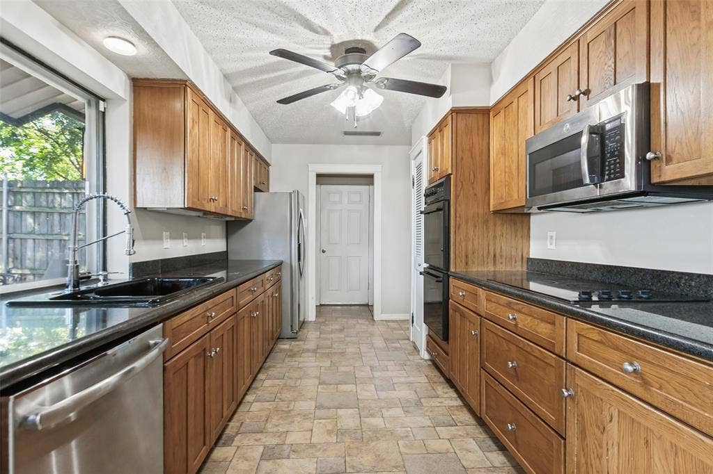 1902 Richland Drive, Richardson, TX 75081 1902 Richland Drive, Richardson, TX 75081