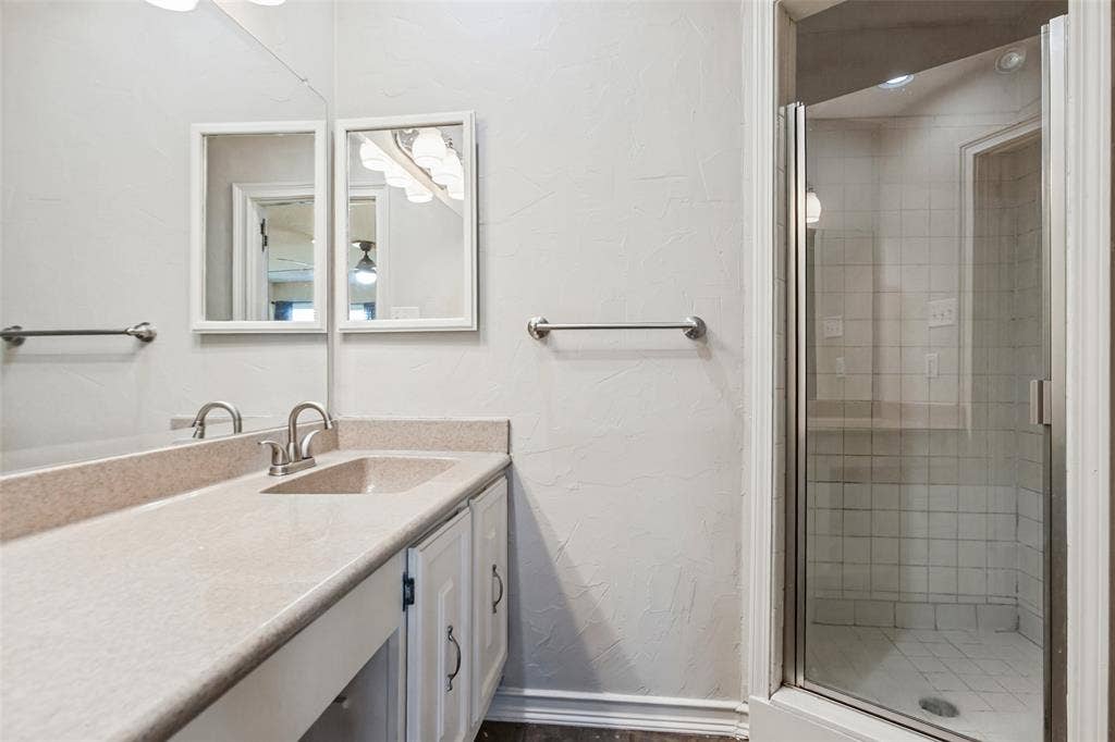 1902 Richland Drive, Richardson, TX 75081 1902 Richland Drive, Richardson, TX 75081