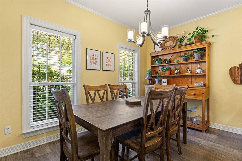 1605 Oak Hollow Drive, Woodway, TX 76712 1605 Oak Hollow Drive, Woodway, TX 76712