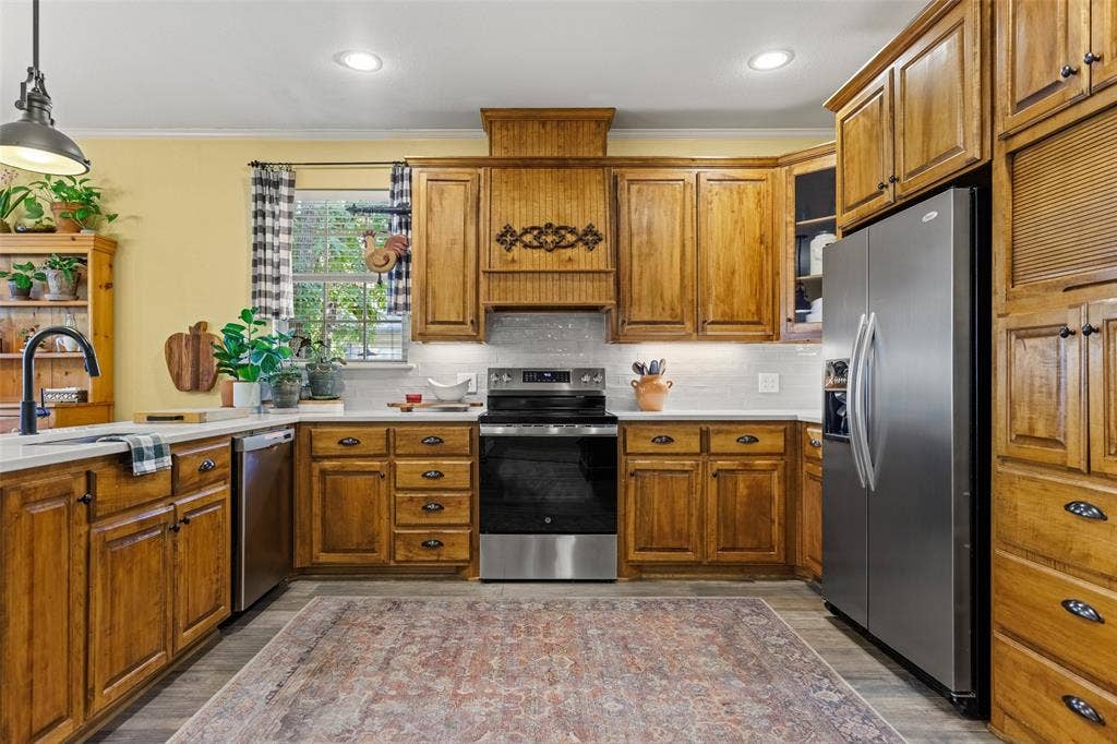 1605 Oak Hollow Drive, Woodway, TX 76712 1605 Oak Hollow Drive, Woodway, TX 76712
