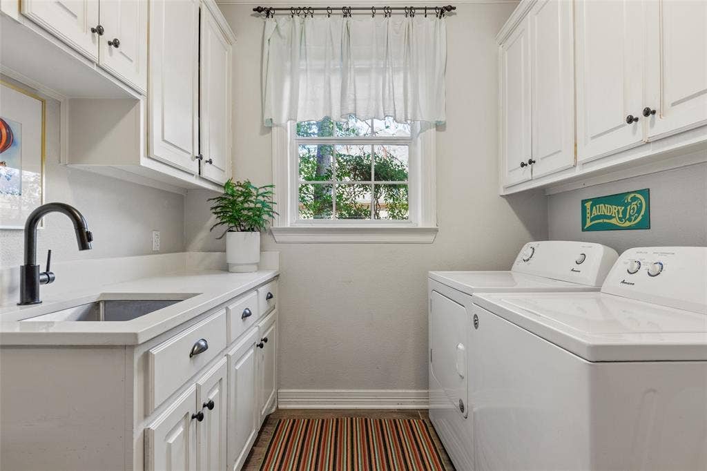 1605 Oak Hollow Drive, Woodway, TX 76712 1605 Oak Hollow Drive, Woodway, TX 76712