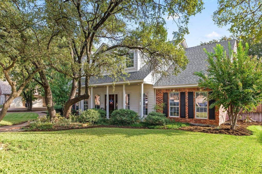 1605 Oak Hollow Drive, Woodway, TX 76712 1605 Oak Hollow Drive, Woodway, TX 76712