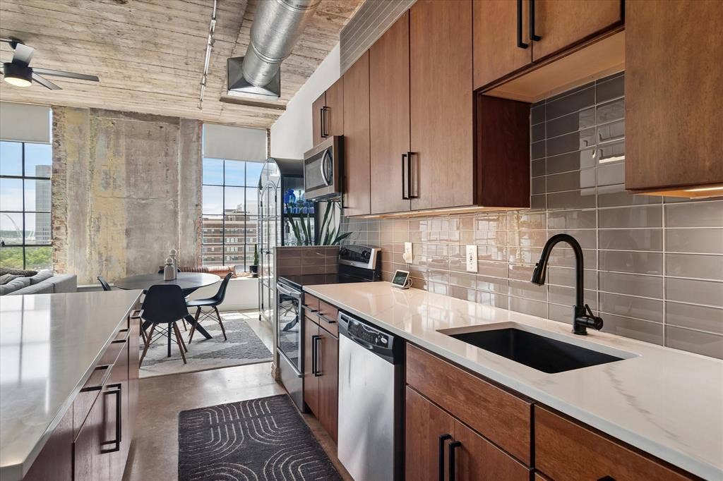 1122 Jackson Street, #709, Dallas, TX 75202 1122 Jackson Street, #709, Dallas, TX 75202