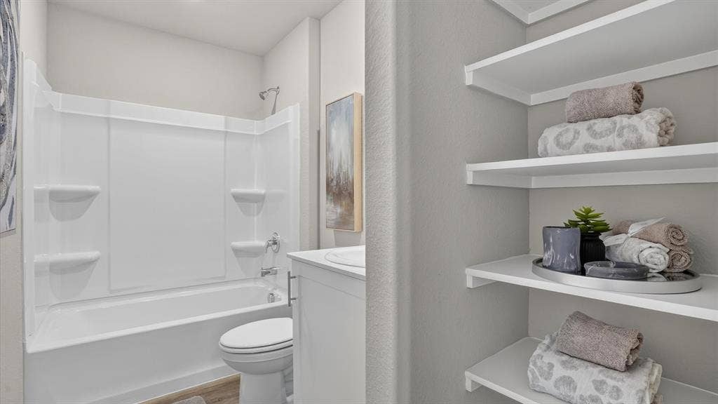 604 SMART STRIKE Trail, Granbury, TX 76049