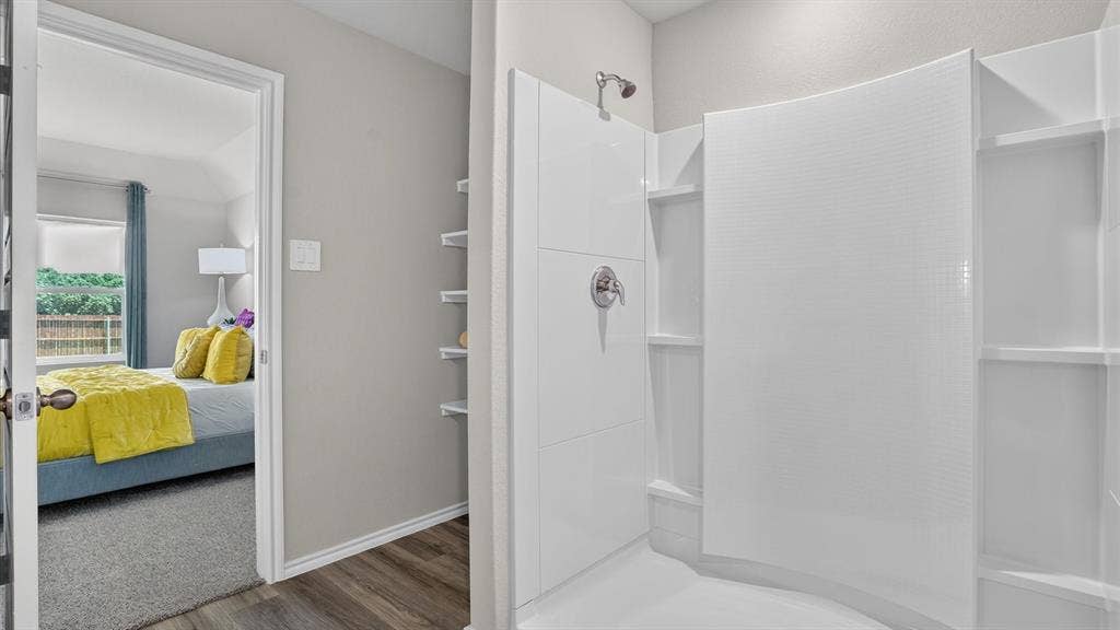 604 SMART STRIKE Trail, Granbury, TX 76049