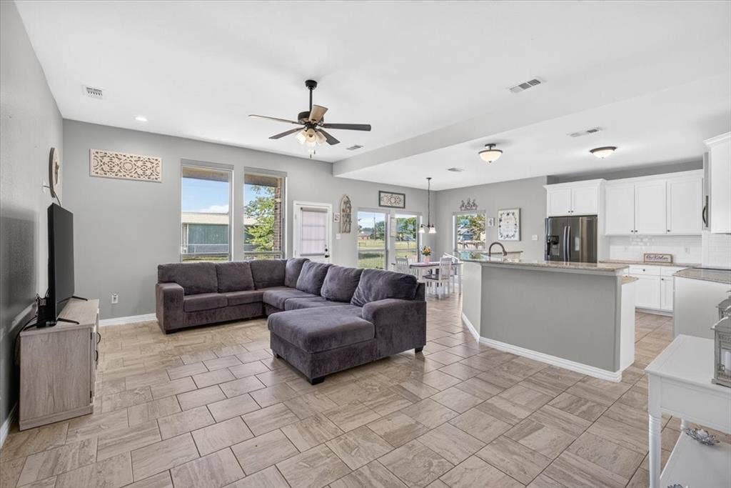 233 Anchor, Gun Barrel City, TX 75156 233 Anchor, Gun Barrel City, TX 75156