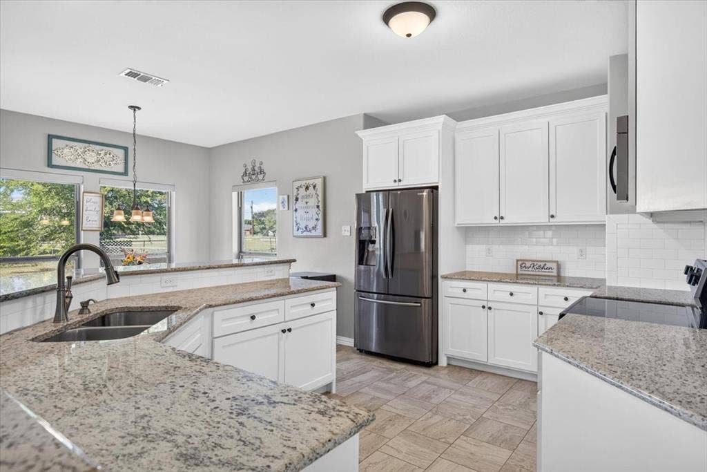 233 Anchor, Gun Barrel City, TX 75156 233 Anchor, Gun Barrel City, TX 75156