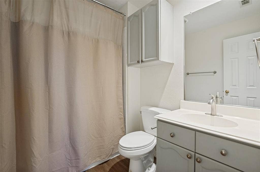 7735 Worthing Street, Dallas, TX 75252 7735 Worthing Street, Dallas, TX 75252