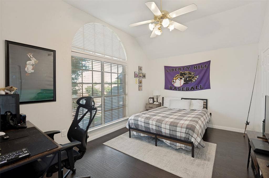 7735 Worthing Street, Dallas, TX 75252 7735 Worthing Street, Dallas, TX 75252