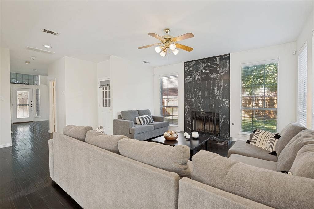 7735 Worthing Street, Dallas, TX 75252 7735 Worthing Street, Dallas, TX 75252