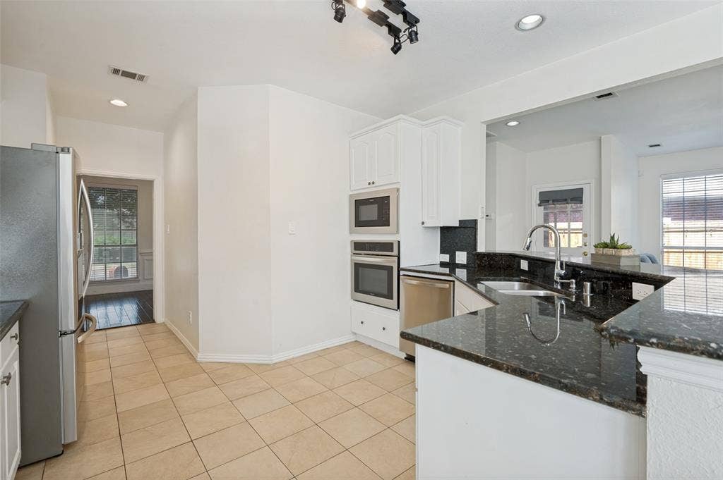 7735 Worthing Street, Dallas, TX 75252 7735 Worthing Street, Dallas, TX 75252