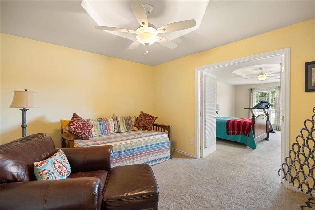 9004 Woodlawn Drive, Granbury, TX 76049