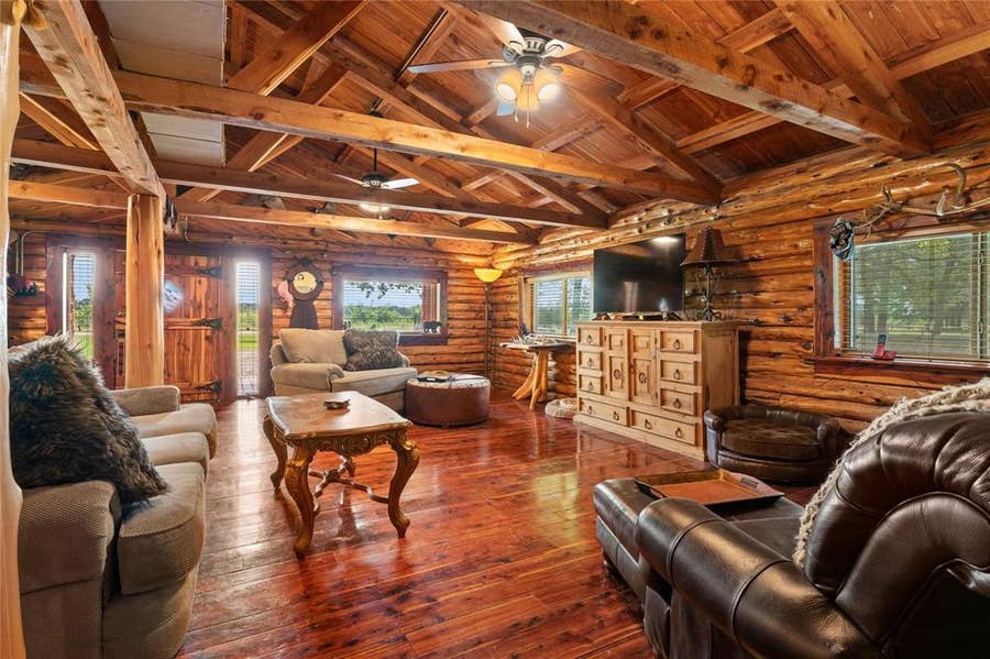 Property photo for 10205 N State Highway 78, Ravenna, TX