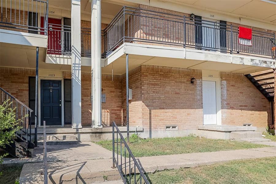 Property photo for 5055 Ridglea Lane, #1105, Fort Worth, TX