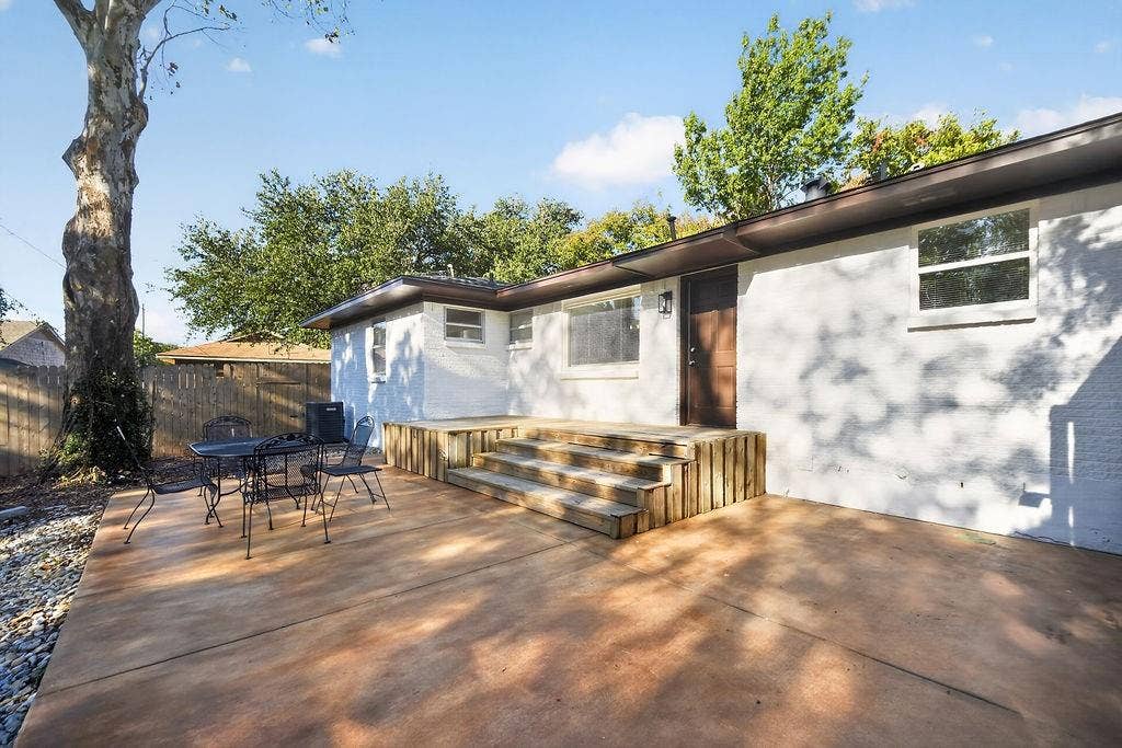 9112 Clearwater Drive, Dallas, TX 75243 9112 Clearwater Drive, Dallas, TX 75243