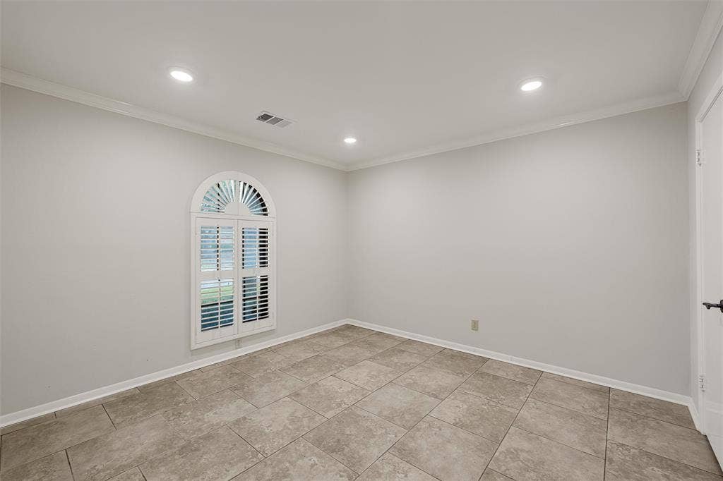3906 Green Oak Drive, Waco, TX 76710 3906 Green Oak Drive, Waco, TX 76710