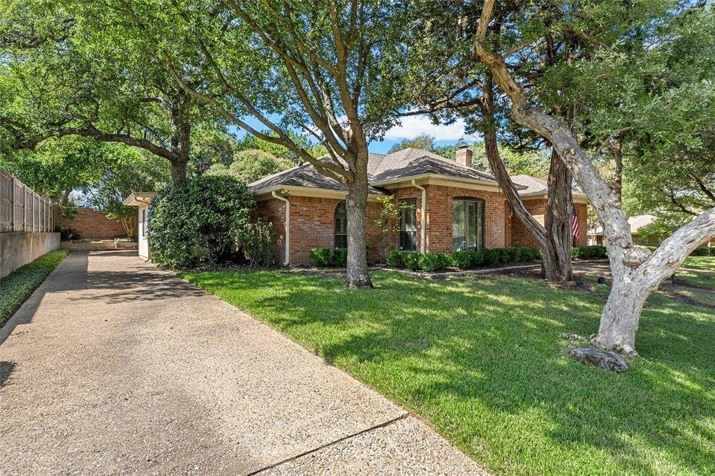 3906 Green Oak Drive, Waco, TX 76710 3906 Green Oak Drive, Waco, TX 76710