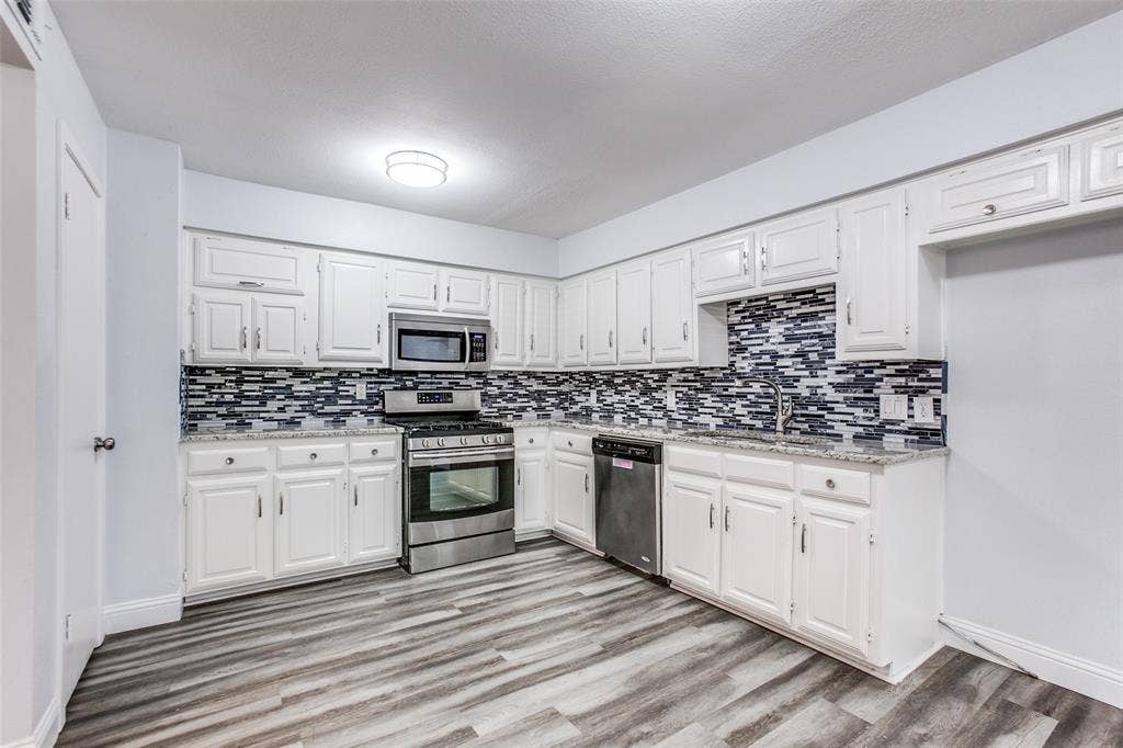 2708 Pinery Lane, Richardson, TX 75080 2708 Pinery Lane, Richardson, TX 75080